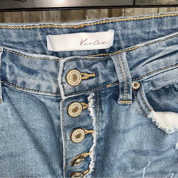 Kancan Estilo Button High Rise Distressed Fray Bottom Jeans - Picture 6 of 7